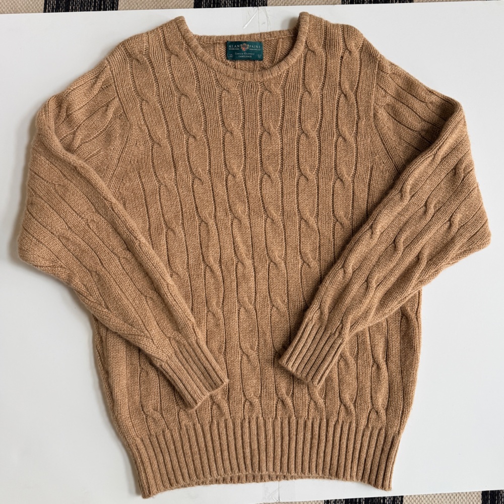 Alan‎ Paine  Sweater Men's Vintage Tan Cable knitted Crewneck Sweater Size XL/52